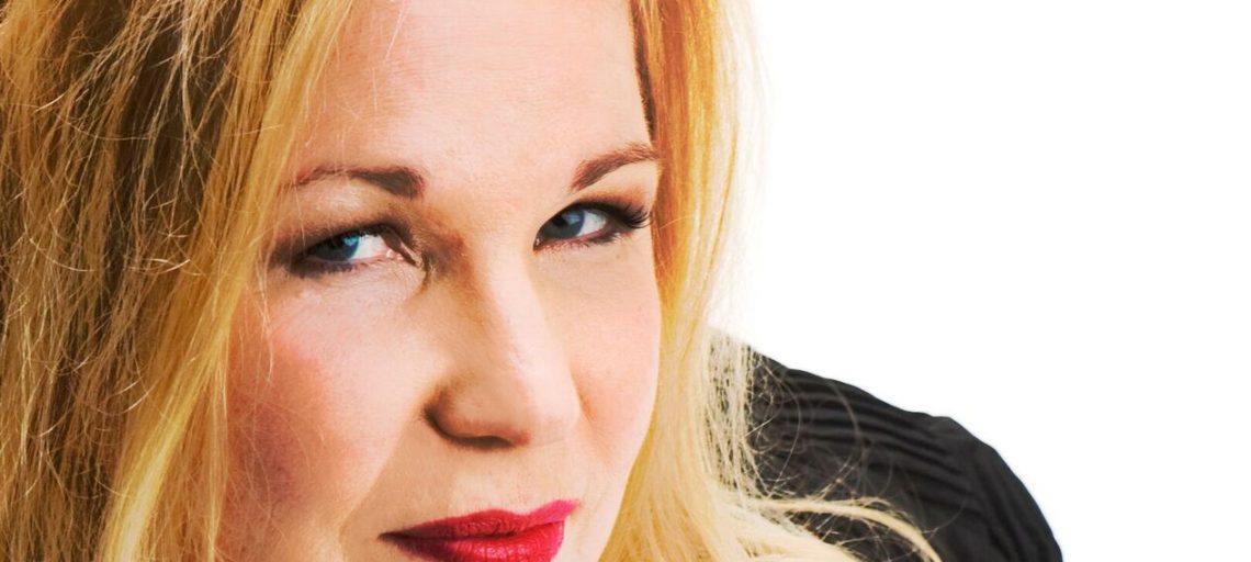 06 04 Jan James (usa) + Moondaze